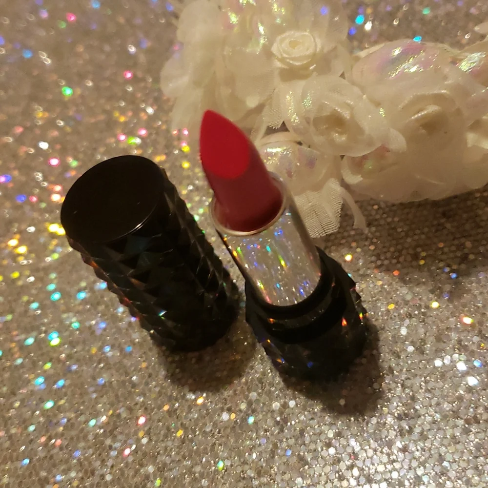 ❇️🧚‍♀️➕SEXER MINI Kat Von D DISCONTINUED Studded Kiss Lipstick NWOBOX